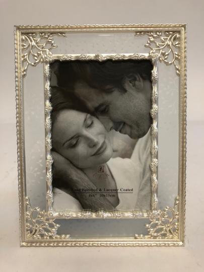 ESKÜVŐI KÉPKERET FÉM 10X15CM E90646-FA