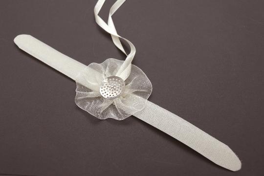 ESKÜVŐI KARDÍSZ TÉPŐZÁRAS ECRÜ