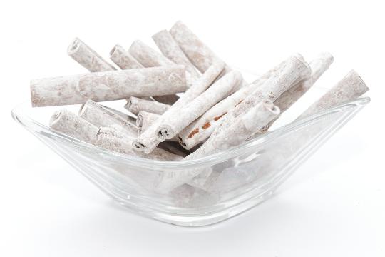 SZÁRAZ FAHÉJ ZÚZMARÁS