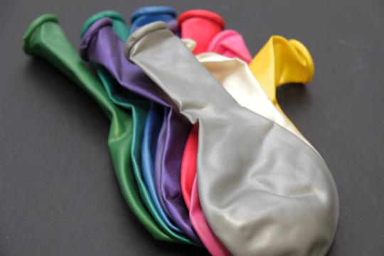 LÉGGÖMB 90MM METAL (10DB) VEGYES 00