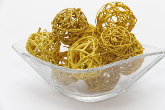 SZÁRAZ VESSZŐ LABDA 4CM SÁRGA